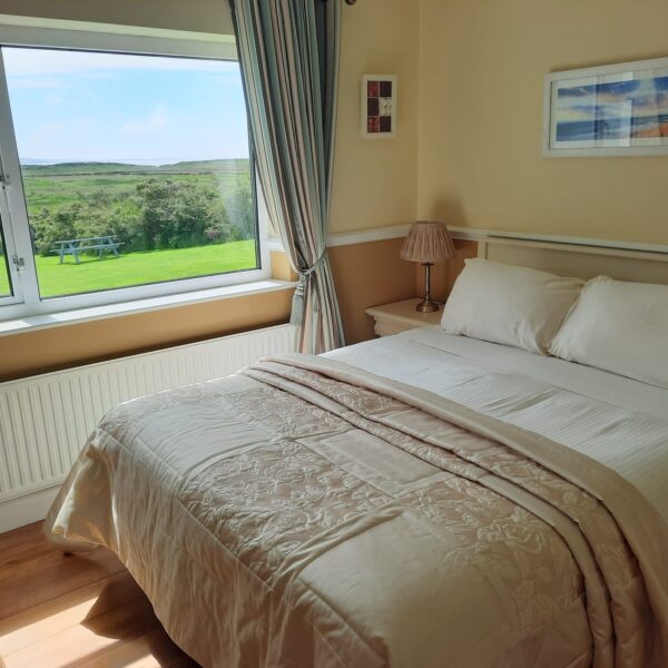 Comfortable ensuite bedrooms - Rockmount House B&B Connemara